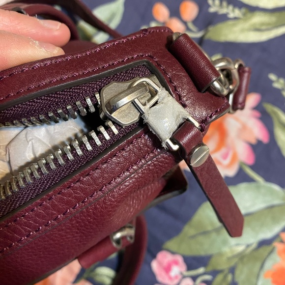 EUC Maroon Fossil Purse - Picture 3 of 5